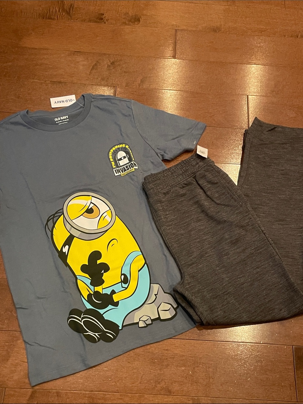 NEW Old Navy Boys' leisurewear Minions Blue tshirt and track pants